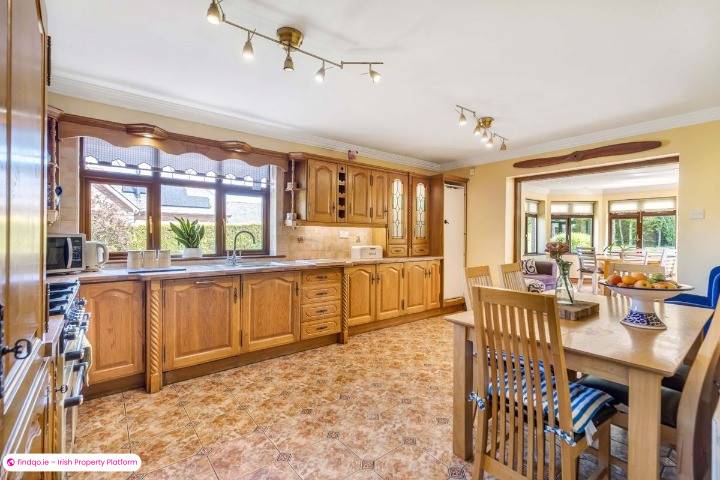 Detached house for Sale in Dunleer, Louth