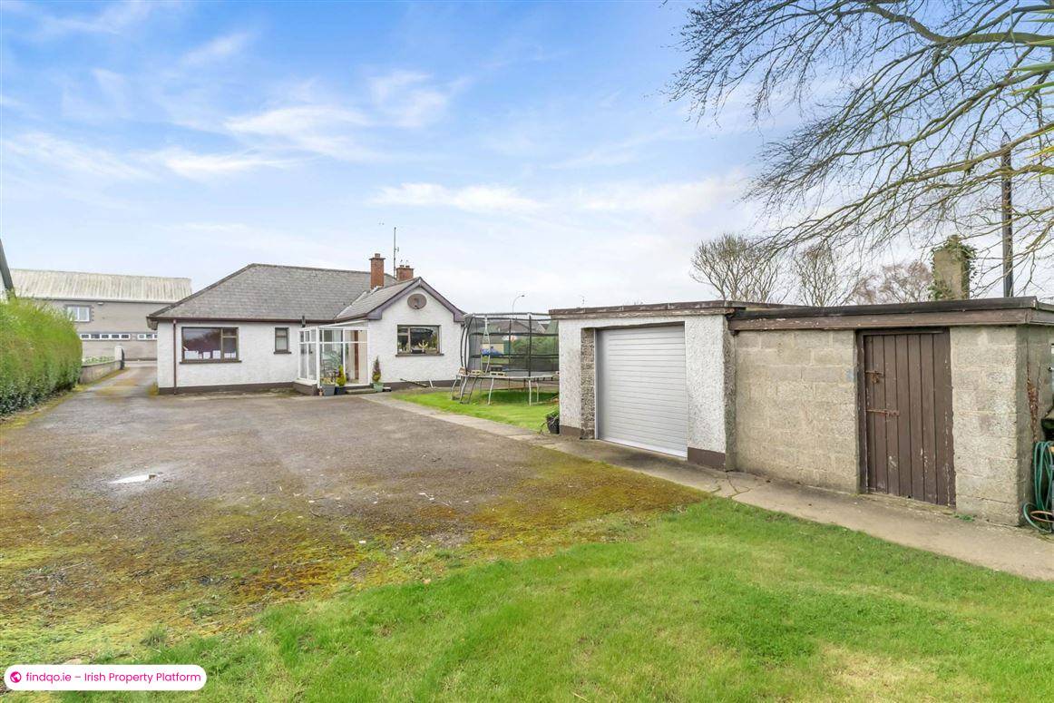 Bungalow for Sale in Dowdallshill, Louth