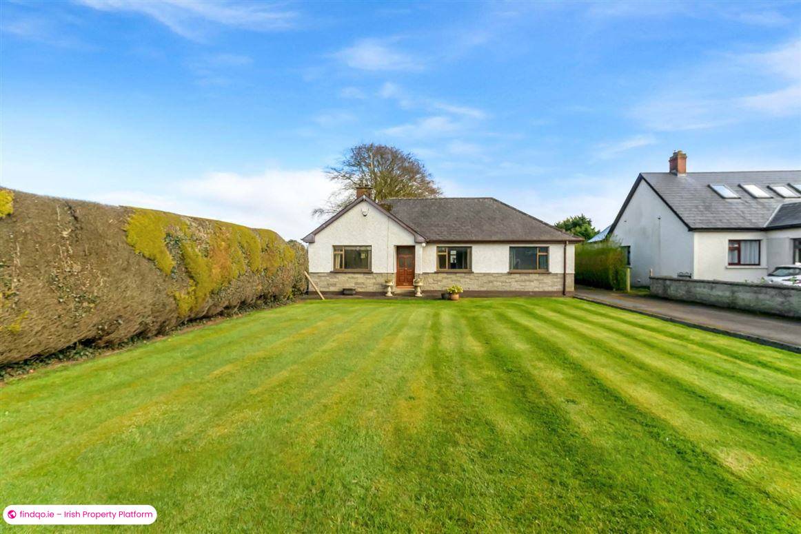 Bungalow for Sale in Dowdallshill, Louth