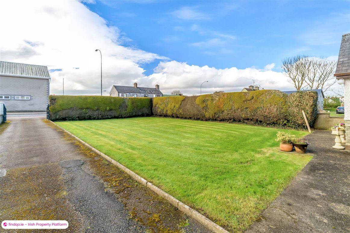 Bungalow for Sale in Dowdallshill, Louth