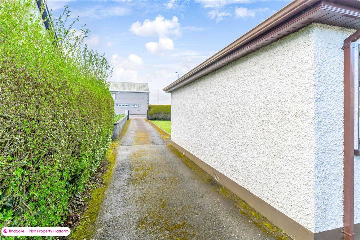 Bungalow for Sale in Dowdallshill, Louth