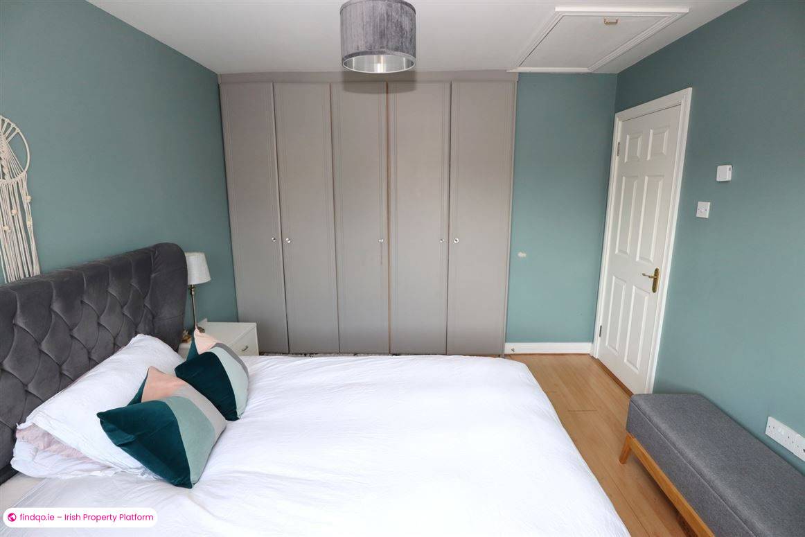 Semi-detached house for Sale in Drogheda, Meath
