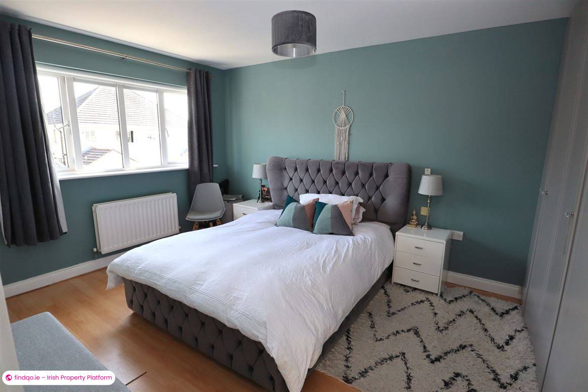 Semi-detached house for Sale in Drogheda, Meath