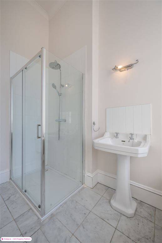 Semi-detached house for Sale in Ballintemple, Cork