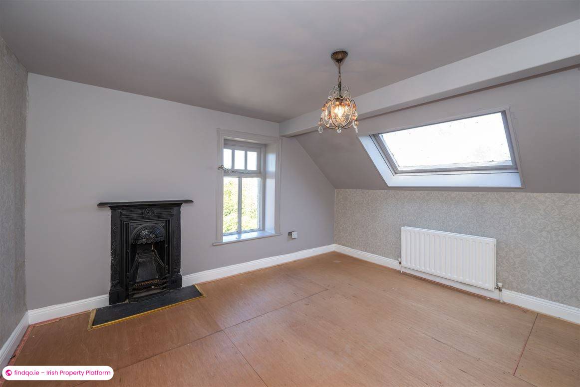 Semi-detached house for Sale in Ballintemple, Cork