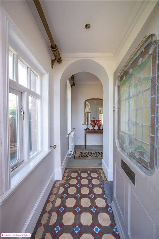 Semi-detached house for Sale in Ballintemple, Cork
