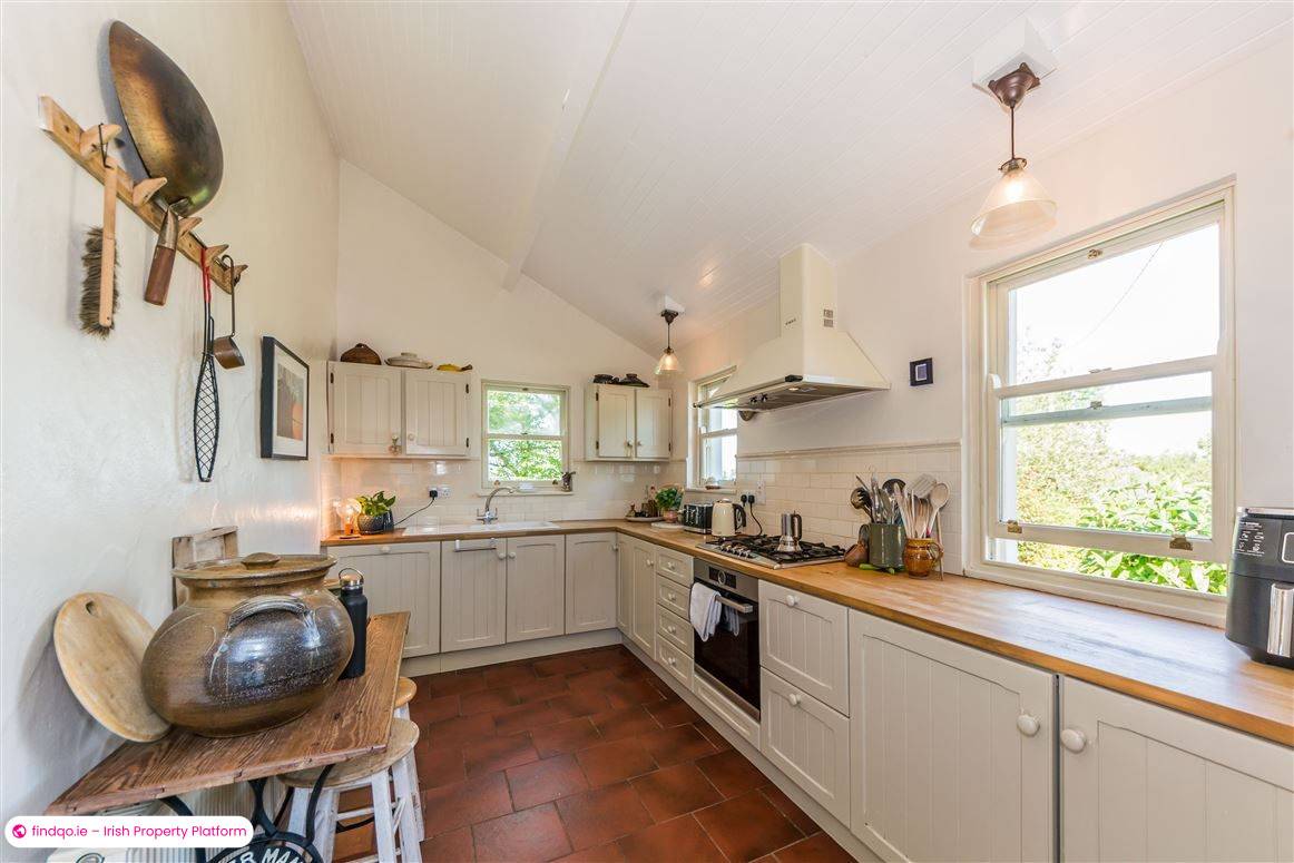Detached house for Sale in Lowertown, Cork