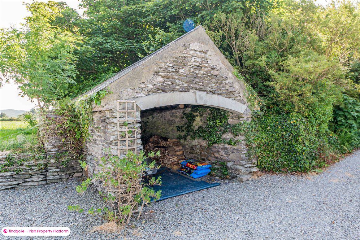 Detached house for Sale in Lowertown, Cork