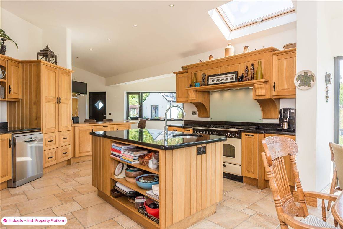 Detached house for Sale in Ballydehob, Cork