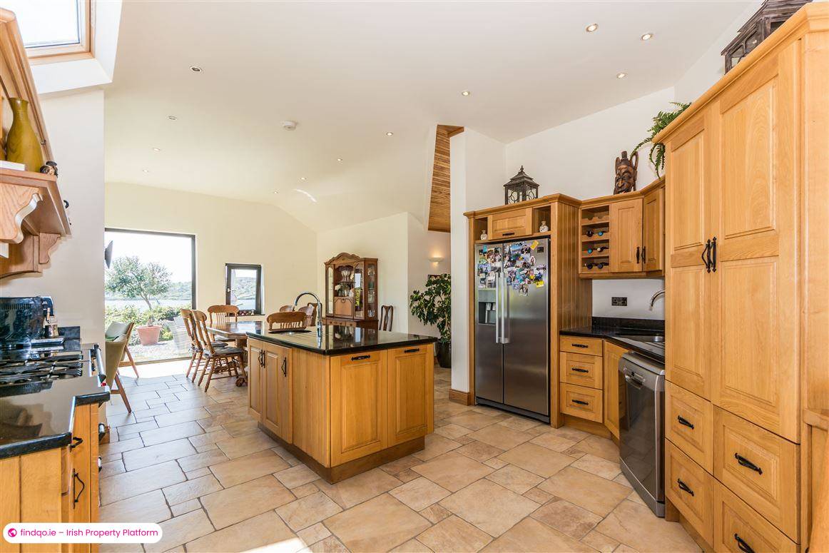 Detached house for Sale in Ballydehob, Cork