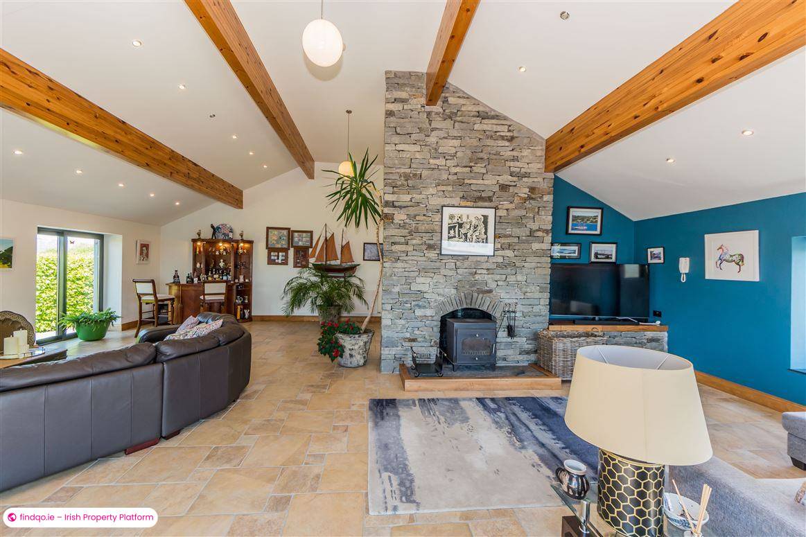 Detached house for Sale in Ballydehob, Cork