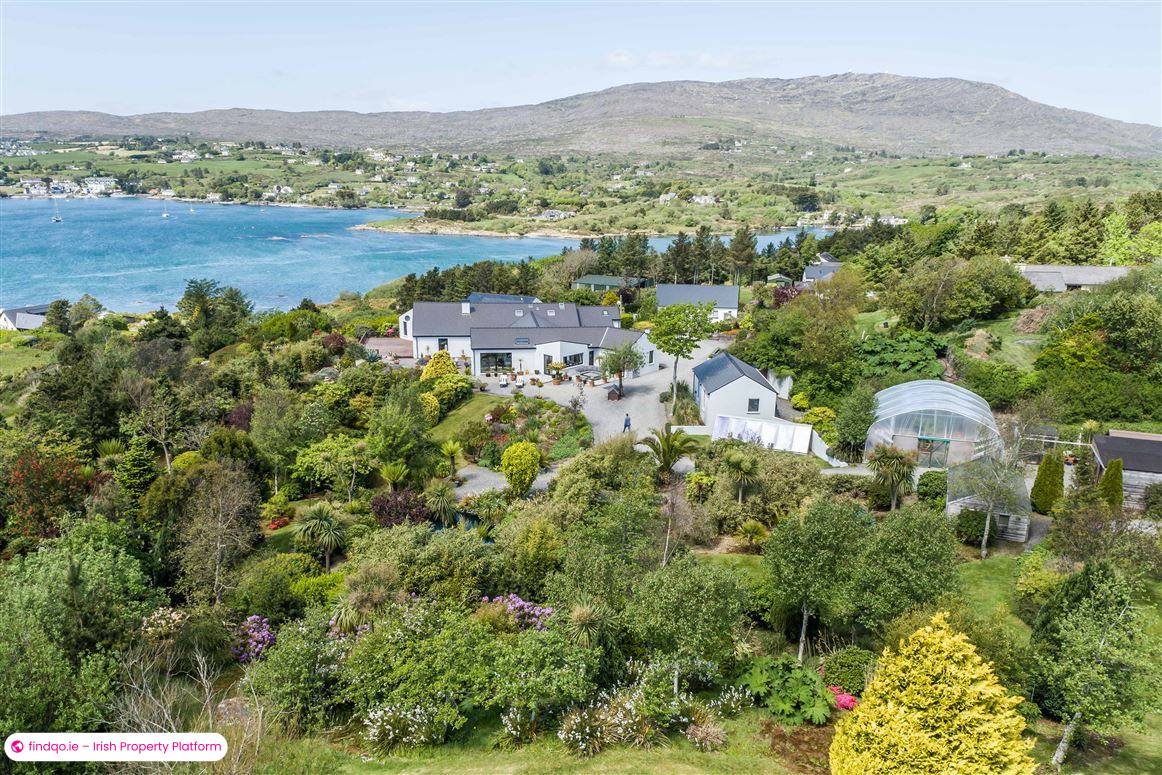Detached house for Sale in Ballydehob, Cork