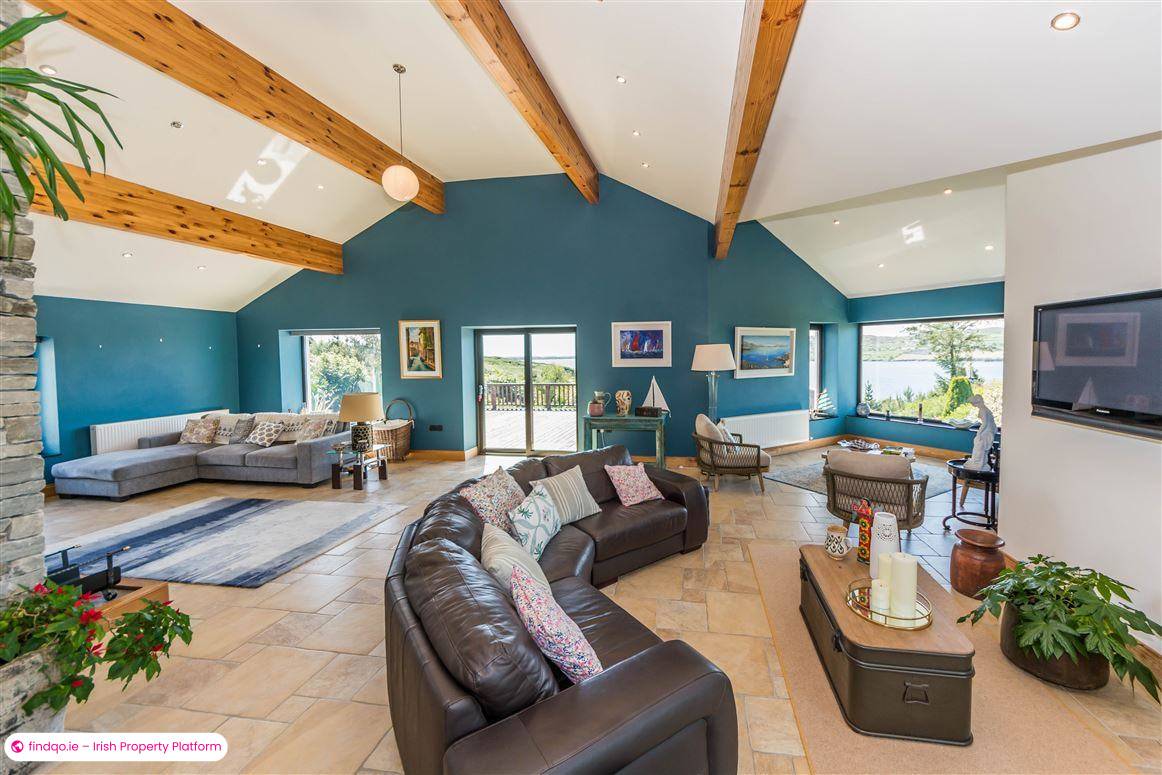 Detached house for Sale in Ballydehob, Cork