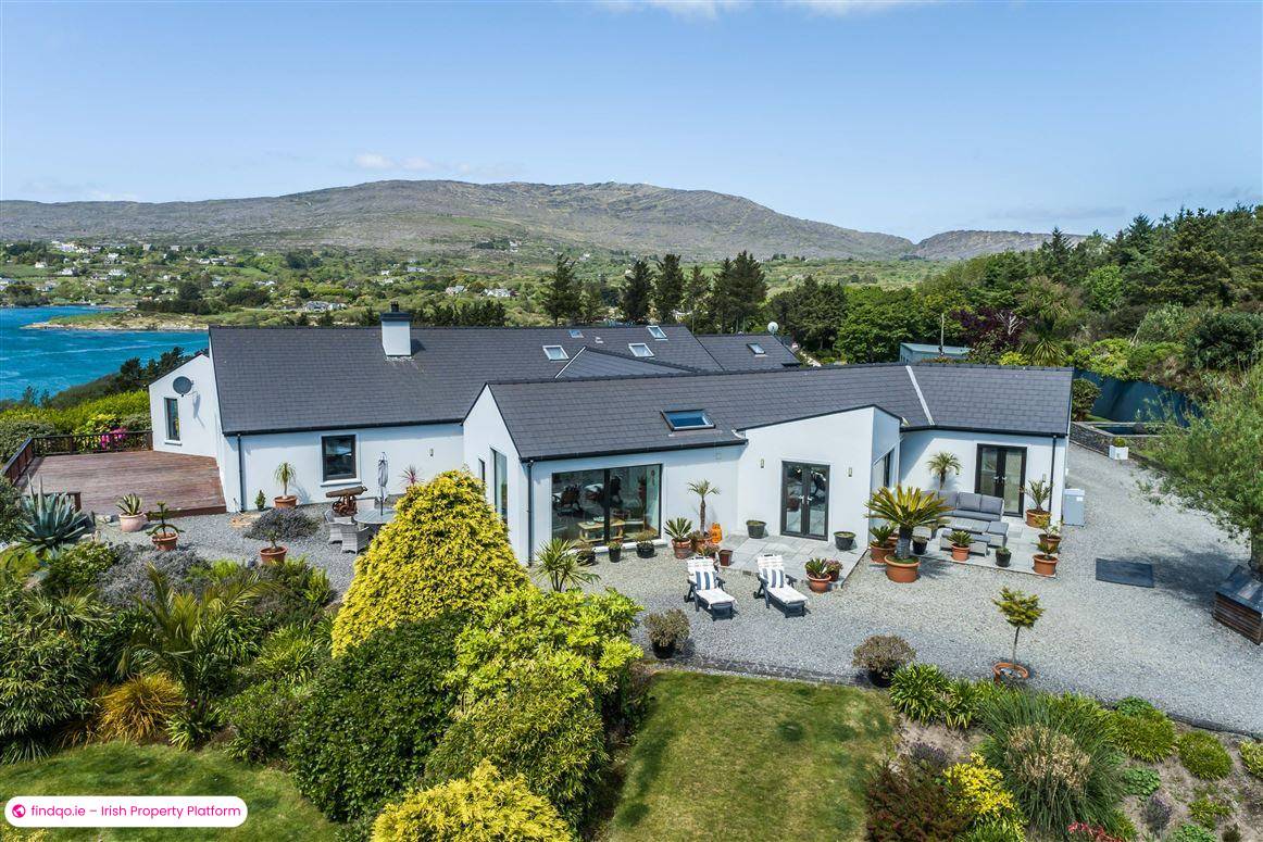 Detached house for Sale in Ballydehob, Cork