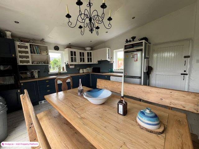 Detached house for Sale in Ballydehob, Cork