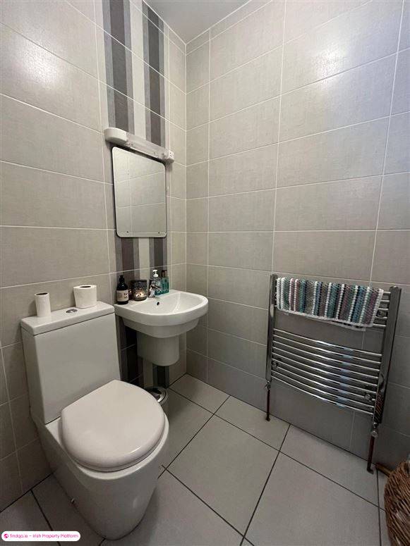 Semi-detached house for Sale in Schull, Cork