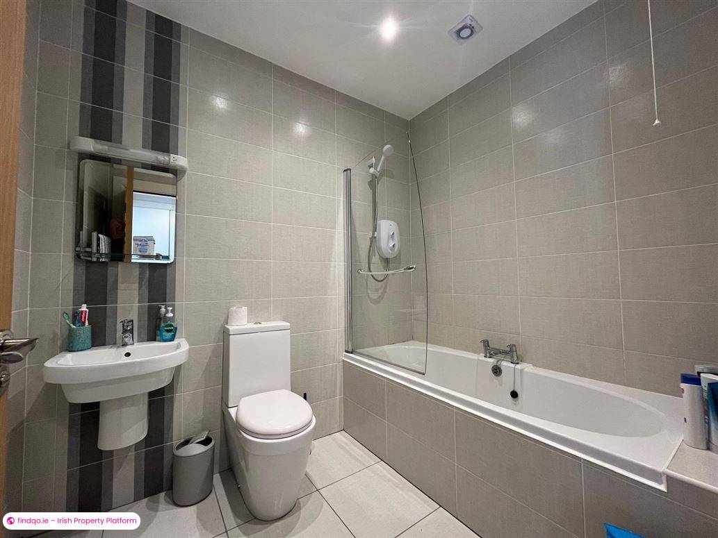 Semi-detached house for Sale in Schull, Cork