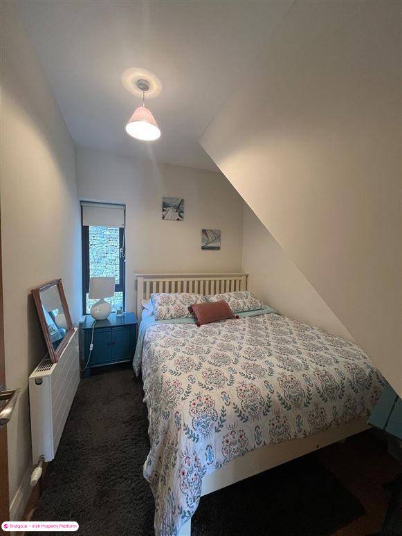 Semi-detached house for Sale in Schull, Cork