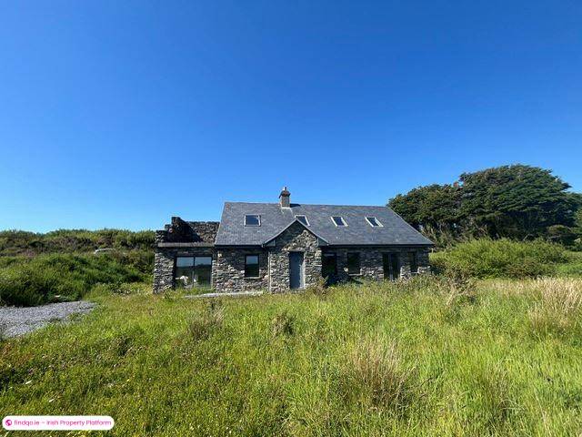 Detached house for Sale in Toormore, Cork