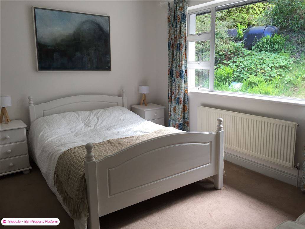 Bungalow for Sale in Toormore, Cork