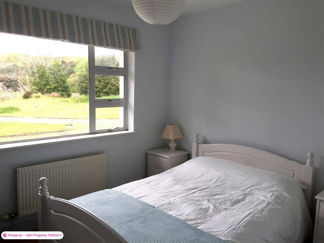 Bungalow for Sale in Toormore, Cork