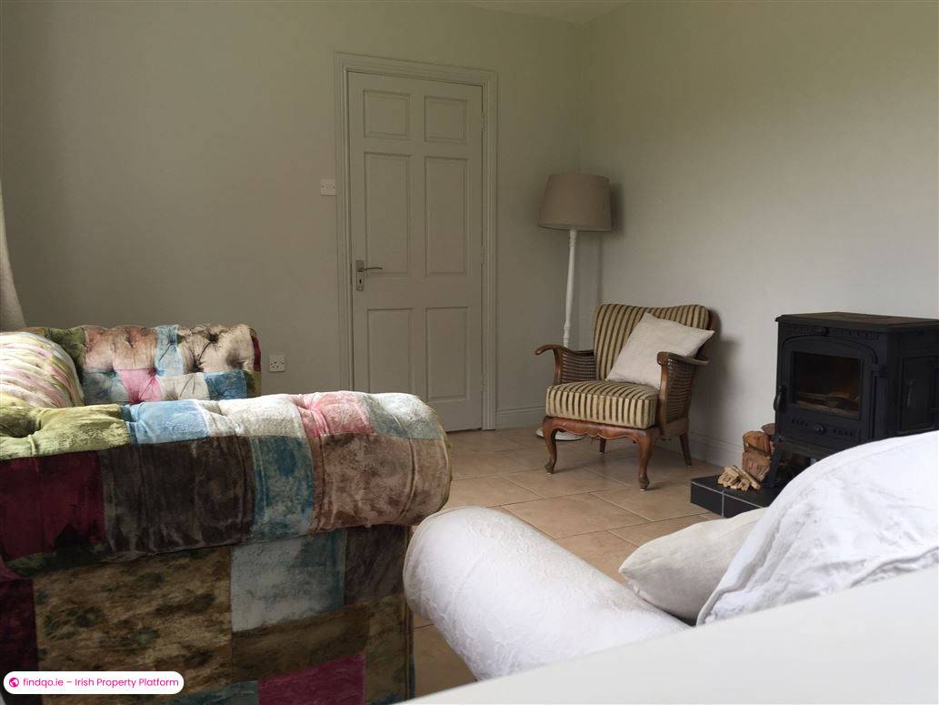 Bungalow for Sale in Toormore, Cork