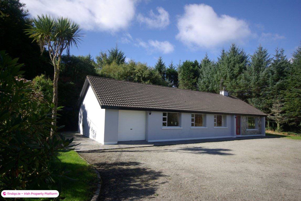 Bungalow for Sale in Toormore, Cork
