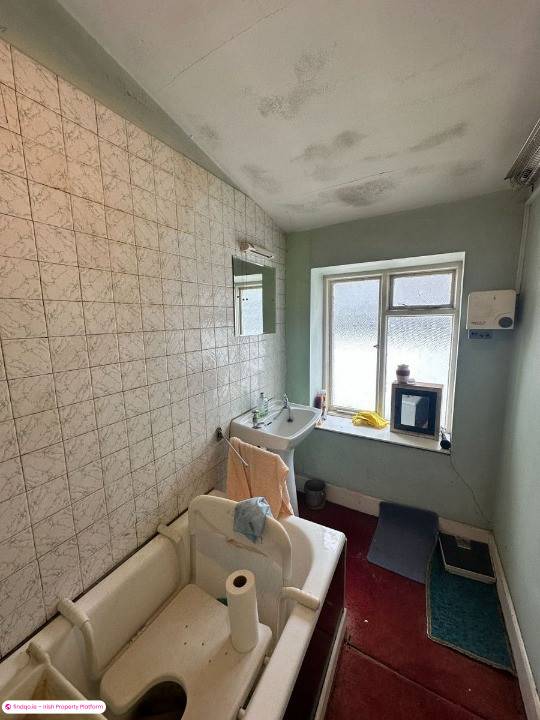 Terraced house for Sale in Dromcolliher, Limerick
