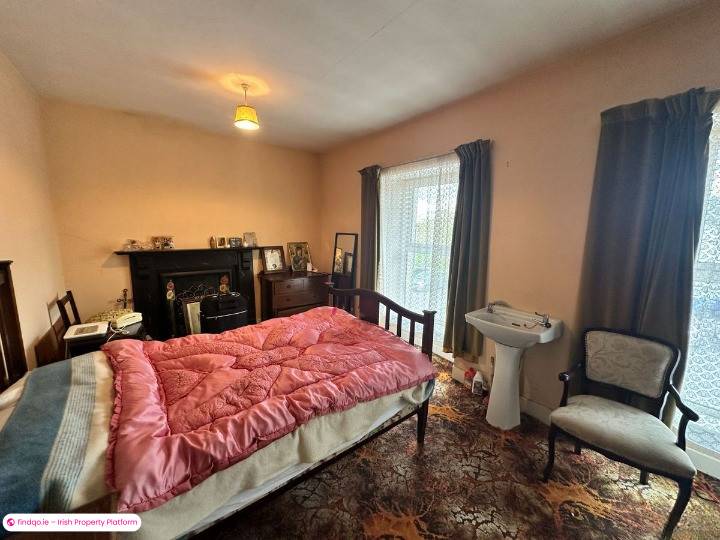 Terraced house for Sale in Dromcolliher, Limerick