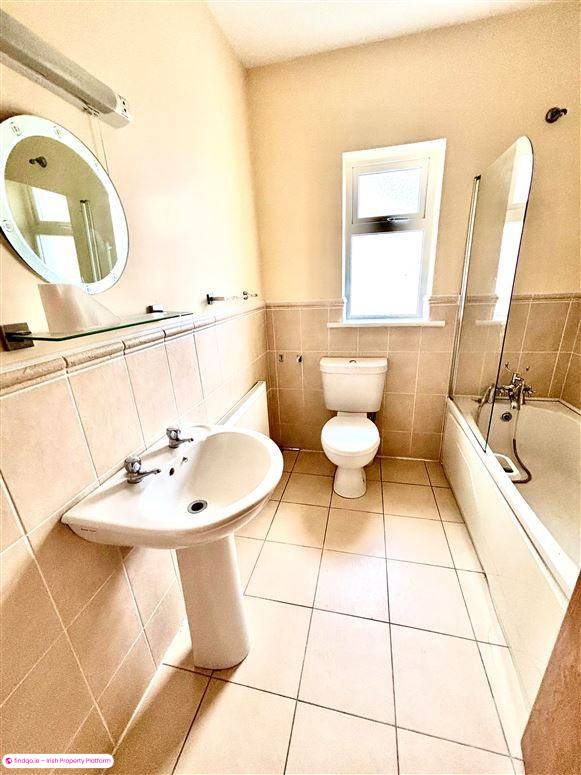 Detached house for Sale in Balla, Mayo