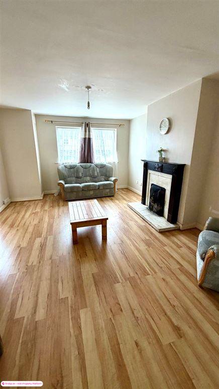 Semi-detached house for Sale in Castlebar, Mayo