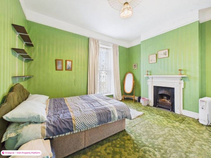 Terraced house for Sale in Newtown, Waterford