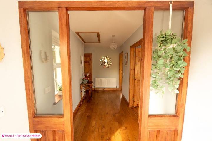 Detached house for Sale in Cloyne, Cork