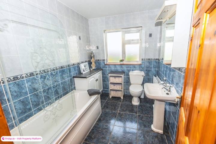 Detached house for Sale in Cloyne, Cork