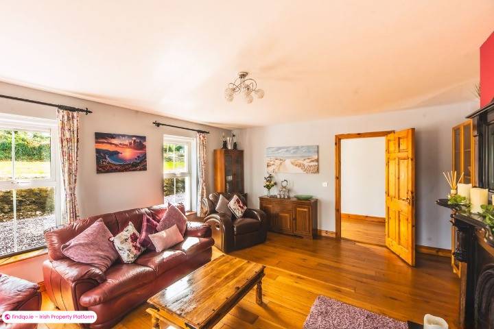 Detached house for Sale in Cloyne, Cork