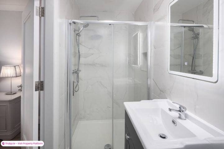 Semi-detached house for Sale in Ladysbridge, Cork
