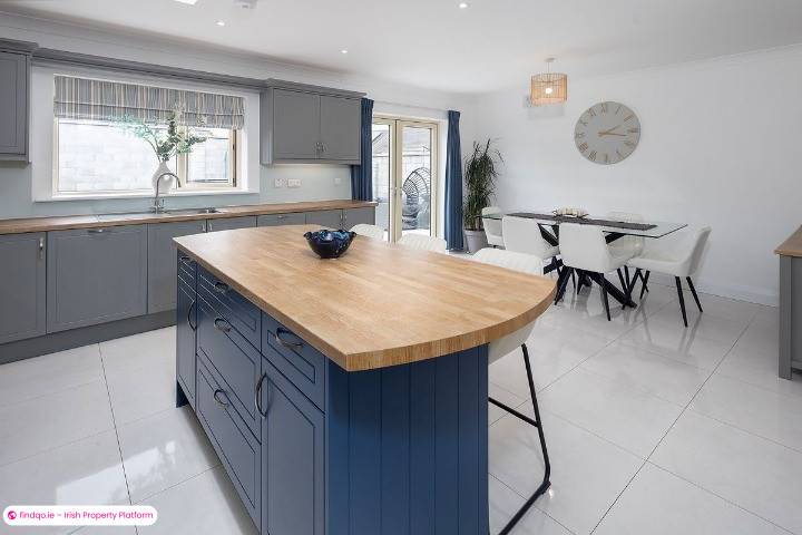 Semi-detached house for Sale in Ladysbridge, Cork