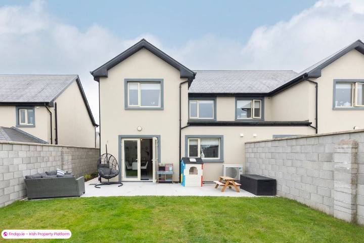 Semi-detached house for Sale in Ladysbridge, Cork