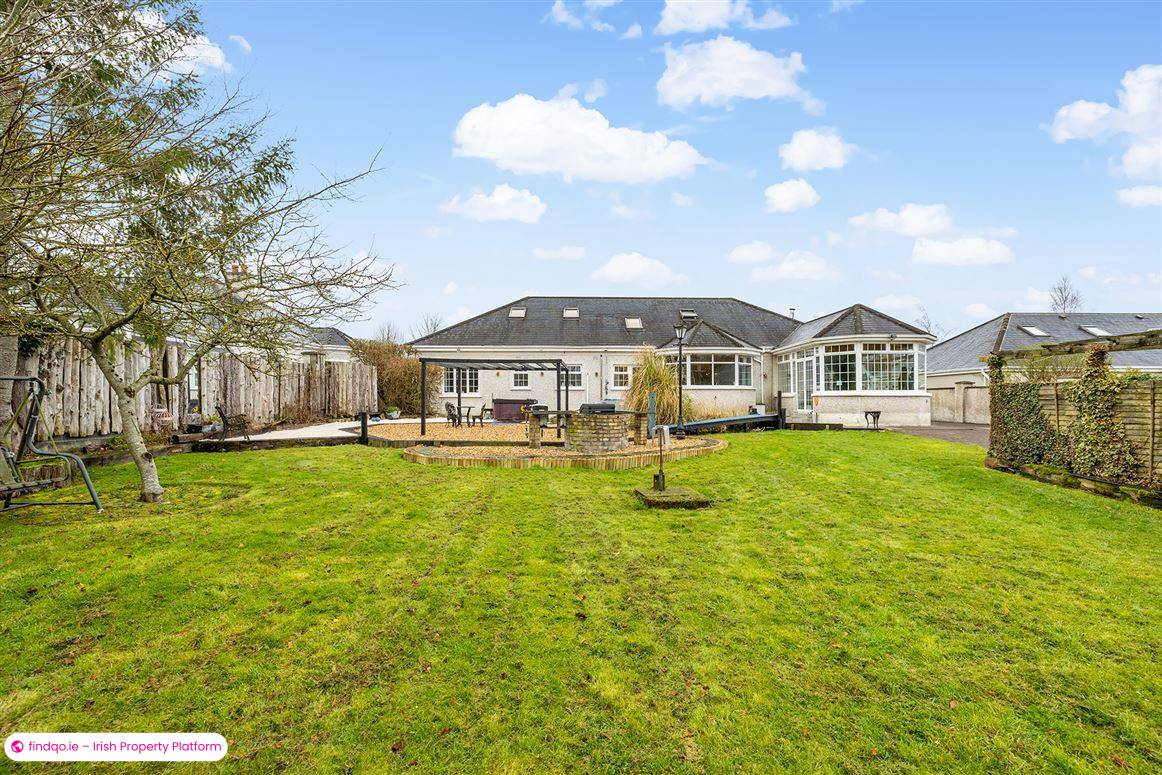 Detached house for Sale in Moynalvey, Meath
