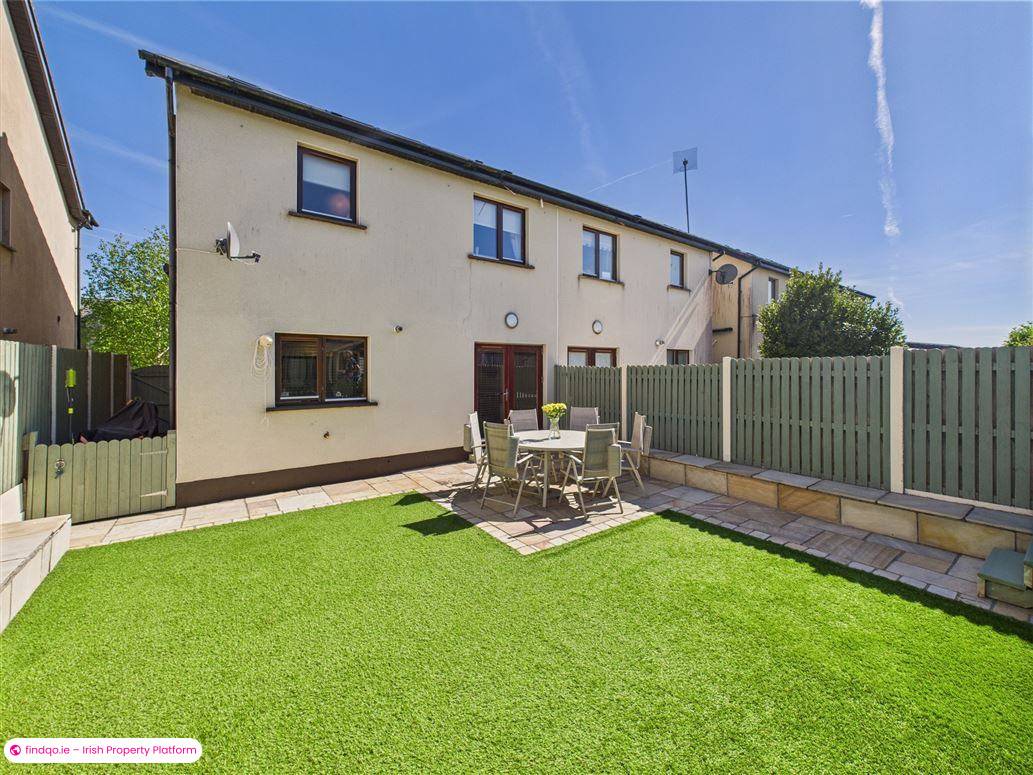 Semi-detached house for Sale in Newbridge, Kildare