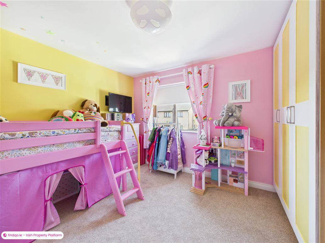 Semi-detached house for Sale in Newbridge, Kildare