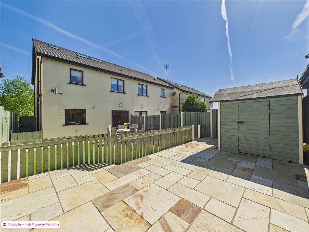 Semi-detached house for Sale in Newbridge, Kildare