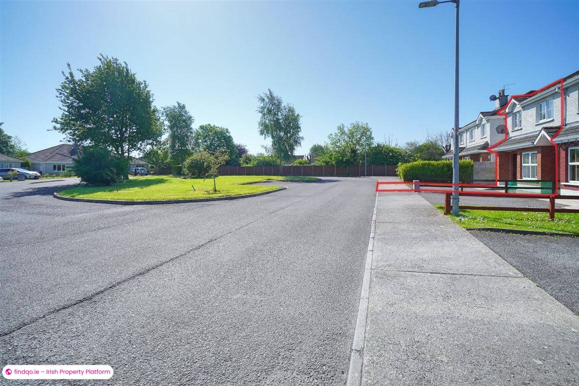 Semi-detached house for Sale in Nenagh, Tipperary