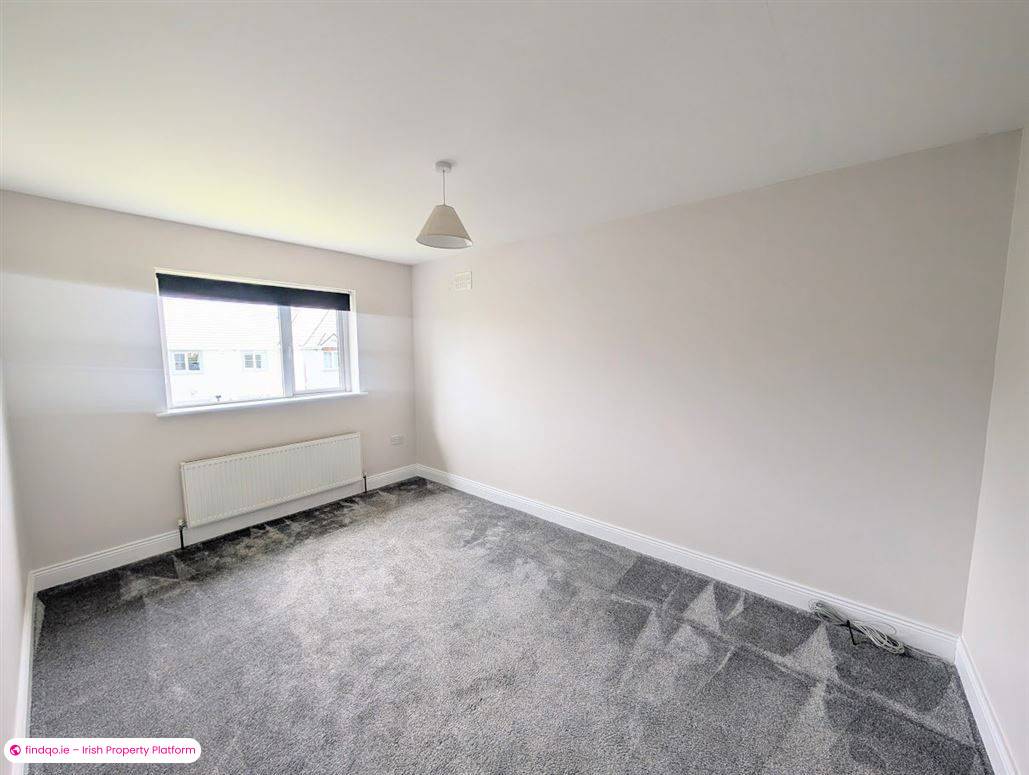 Semi-detached house for Sale in Nenagh, Tipperary