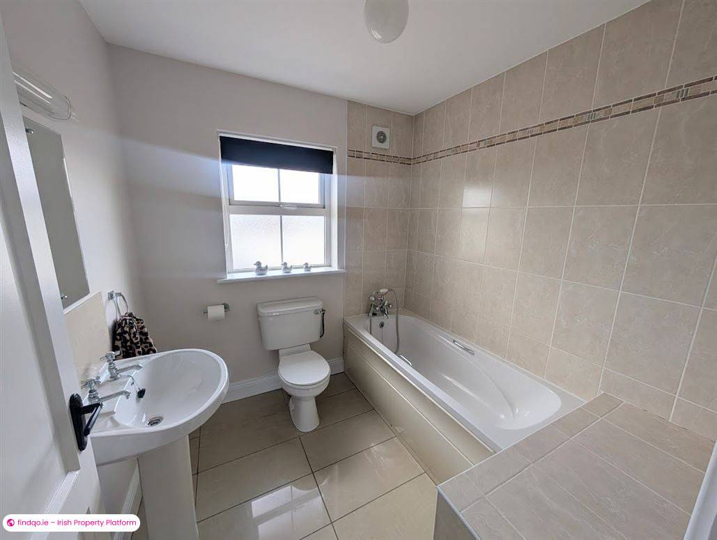Semi-detached house for Sale in Nenagh, Tipperary