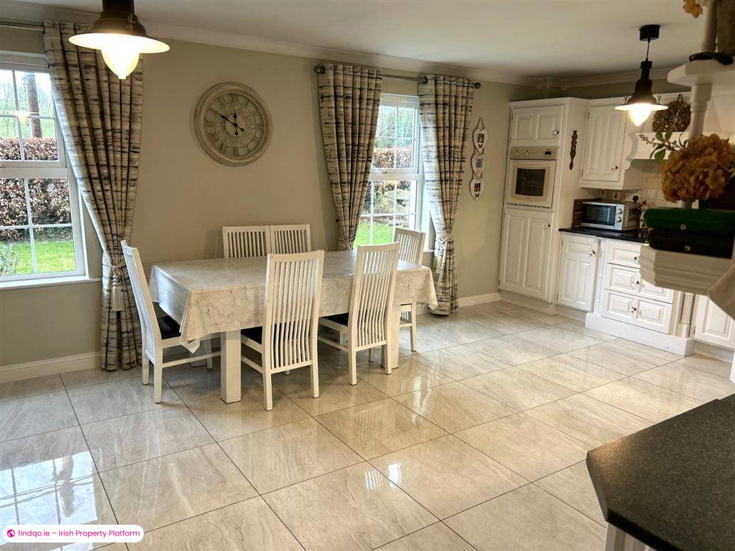 Detached house for Sale in Roscrea, Tipperary