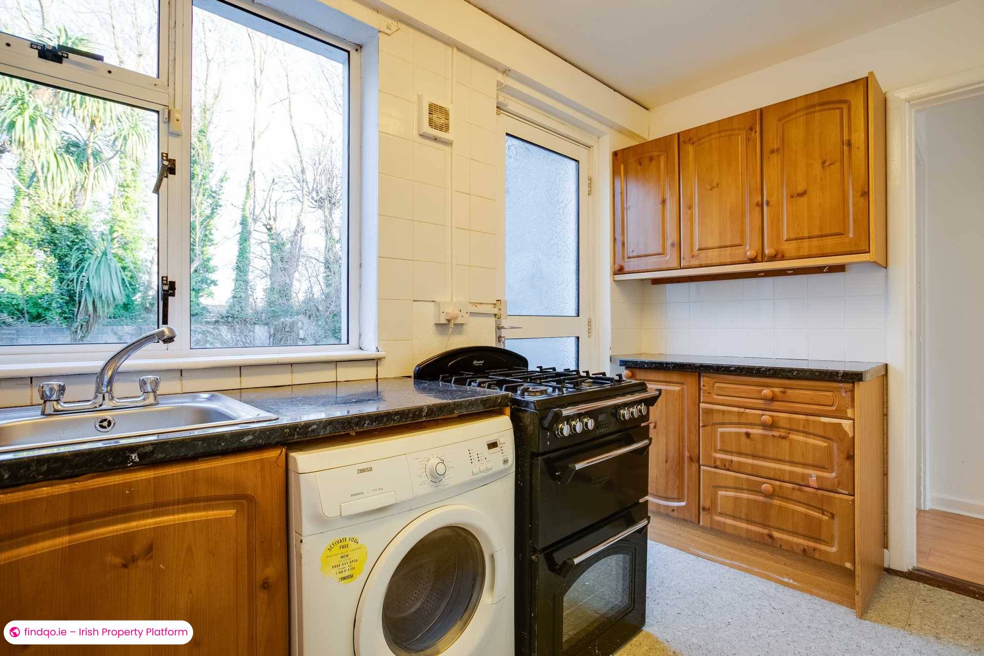 Terraced house for Sale in Stillorgan, Dublin (County)