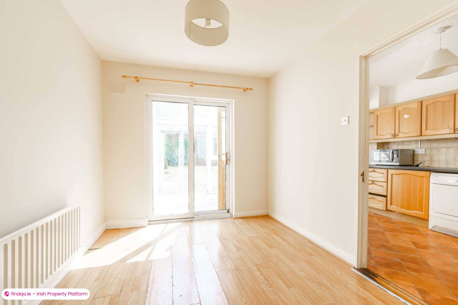 Semi-detached house for Sale in Stillorgan, Dublin (County)