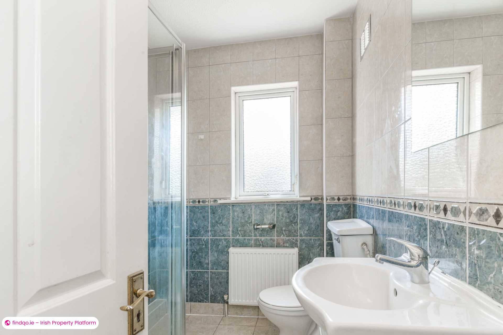 Semi-detached house for Sale in Stillorgan, Dublin (County)