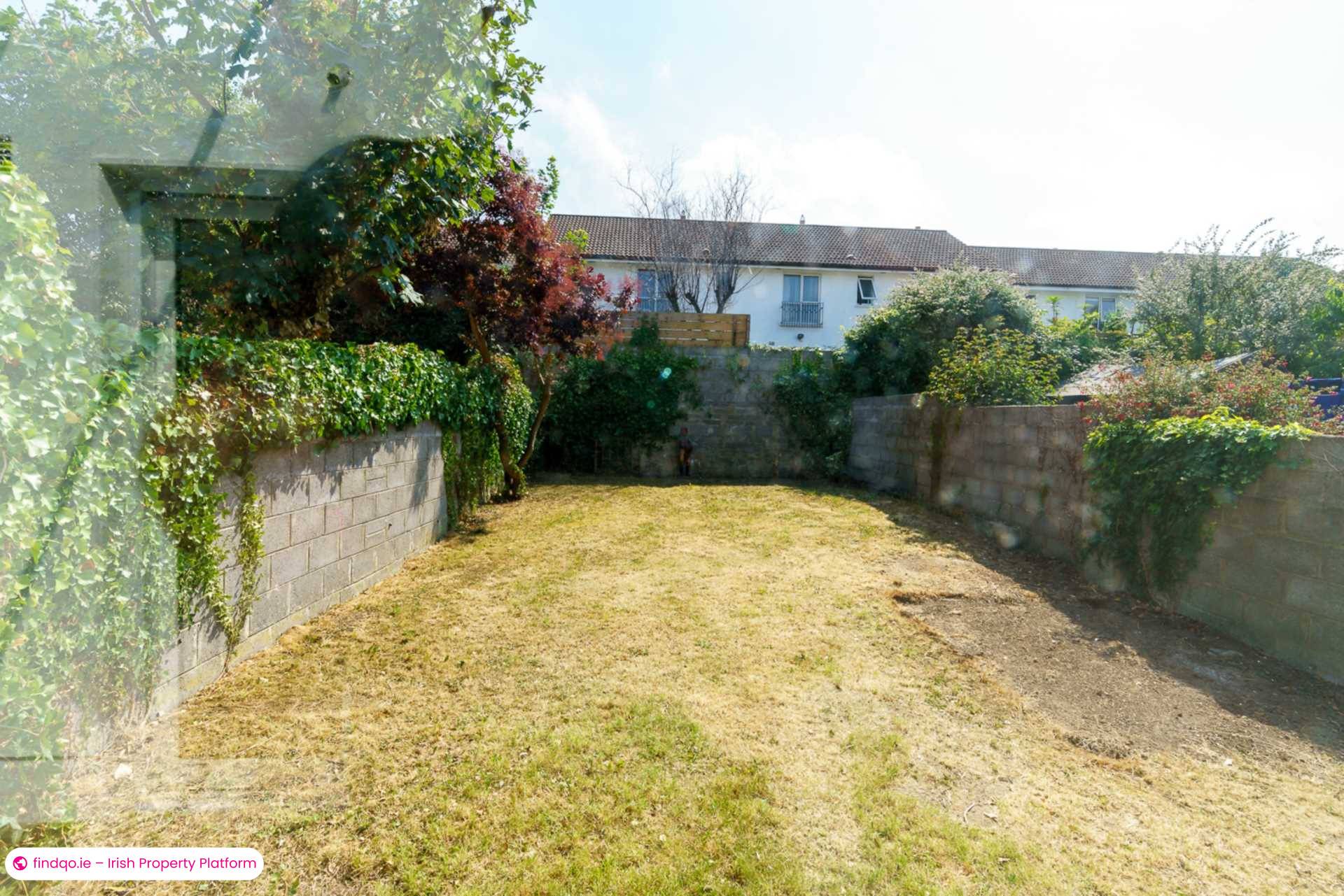 Semi-detached house for Sale in Stillorgan, Dublin (County)